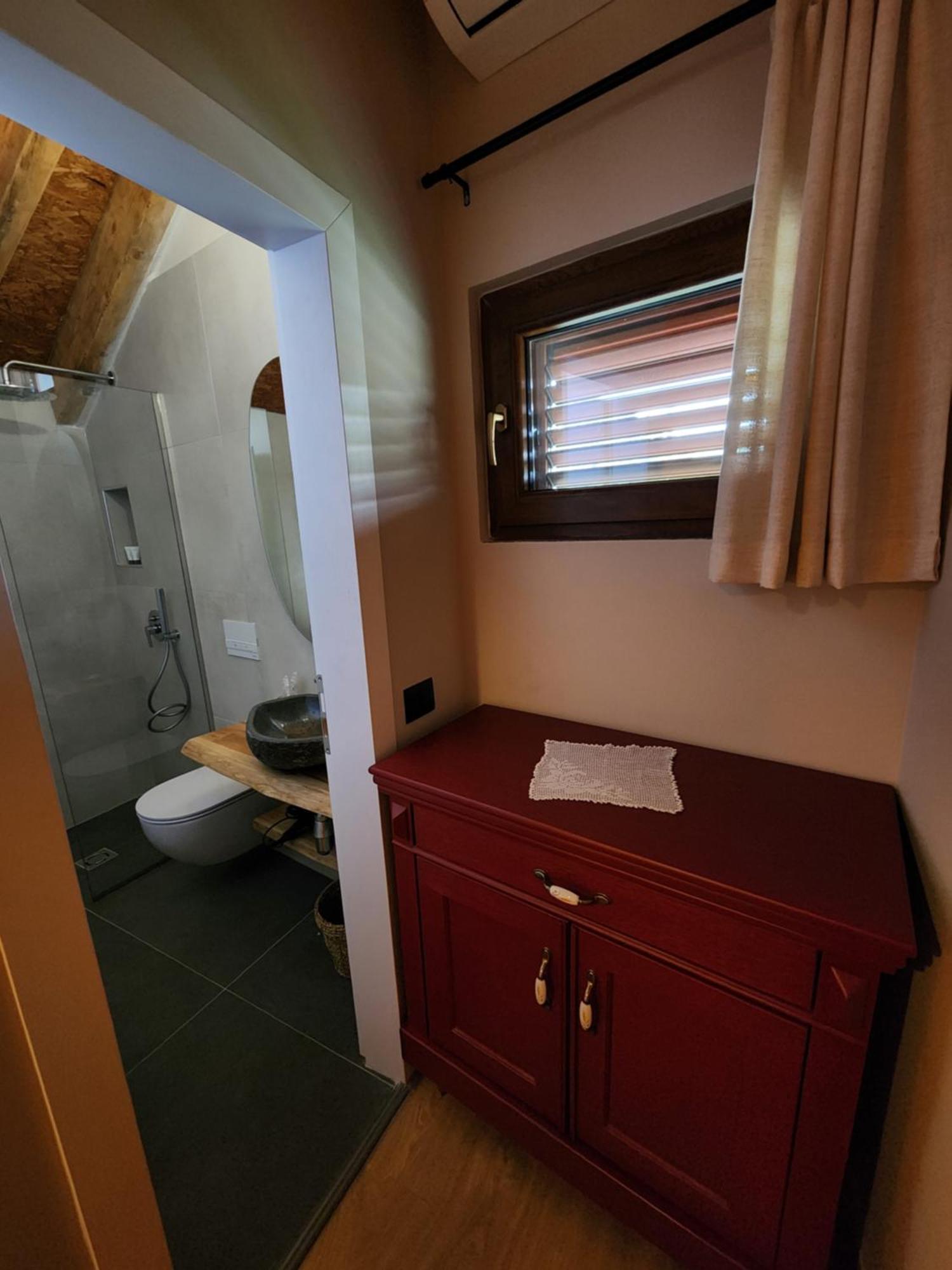 Guesthouse Te Avllia Kelcyre Exteriér fotografie